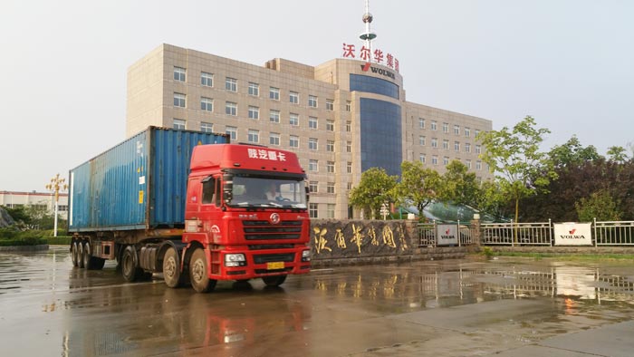 沃爾華集團(tuán)挖掘機(jī)、起重機(jī)出口哥斯達(dá)黎加