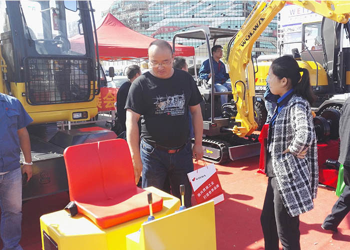 沃爾華集團攜多款產(chǎn)品參加2015全國建筑機械展 沃爾華集團攜多款產(chǎn)品參加2015全國建筑機械展