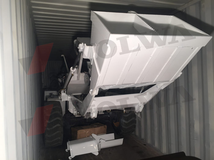 沃爾華集團(tuán)2臺(tái)混凝土自動(dòng)上料車(chē)順利出口法國(guó)