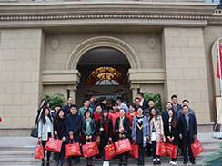 �֠��A���F(tu��n)2015�ϰ������̿��Y(ji��)���ô��(hu��)�A�M�e��
